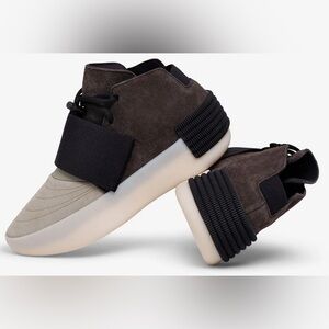 Mens adidas Fear Of God Athletics Trainer ( Mens8.5 New)